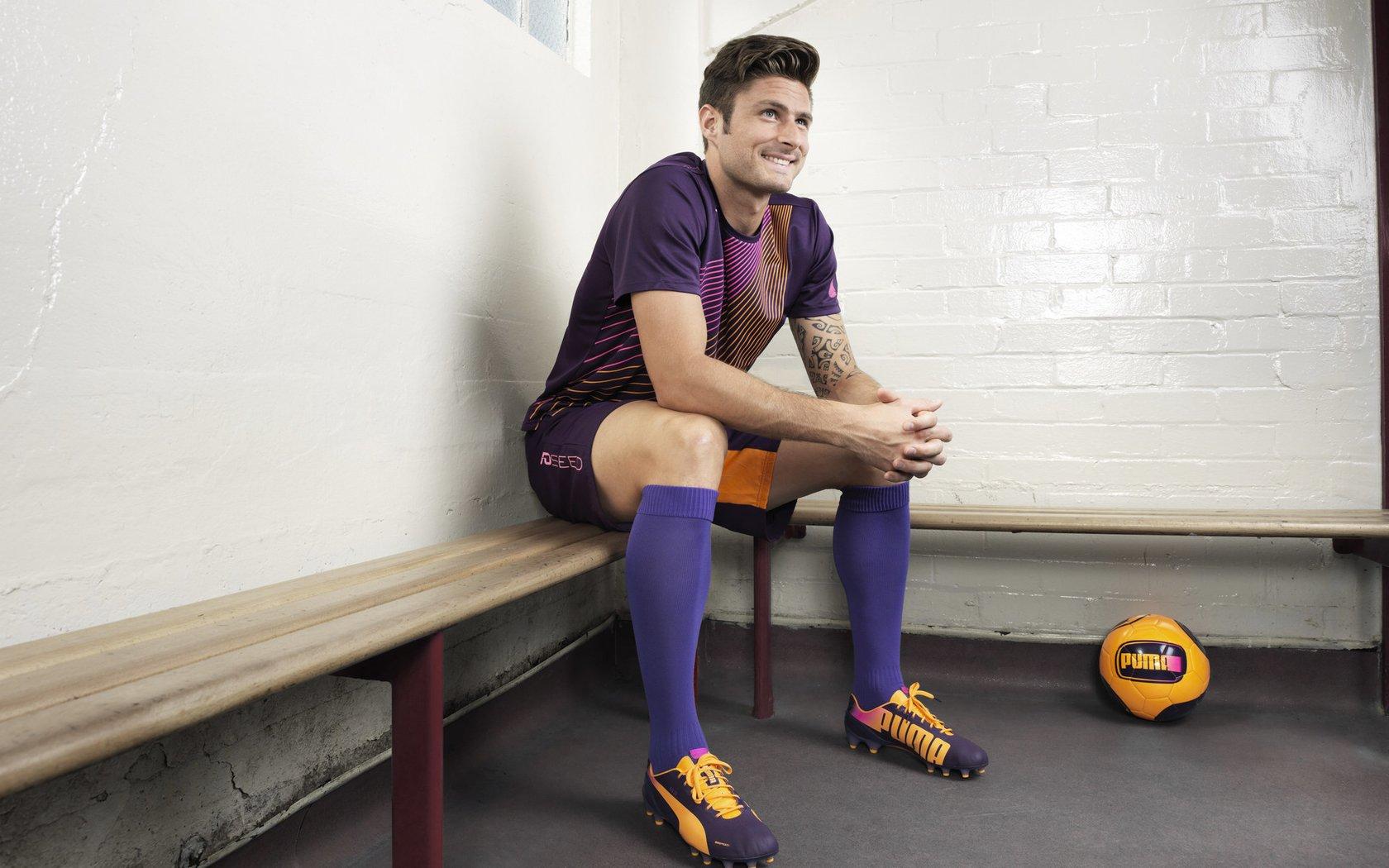 俄城三巨头正式上线！球权不是问题，分工早已明确，雷霆新赛季冲击西部格局